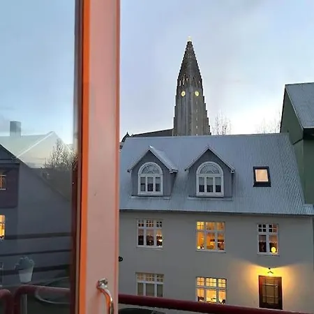Penthouse In Rvk With Unique View Apartment Reykjavik